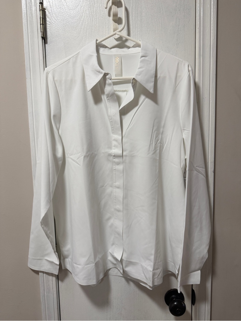 Rhône women’s Mirage White Button-Up Shirt - Lightweight Long Sleeve